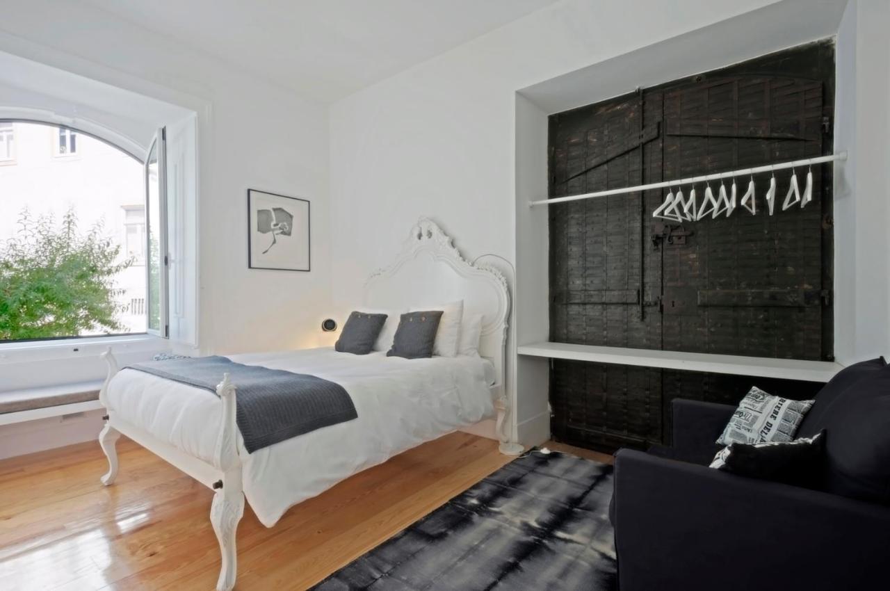 Portas Do Castelo Apartments Lisbon Luaran gambar