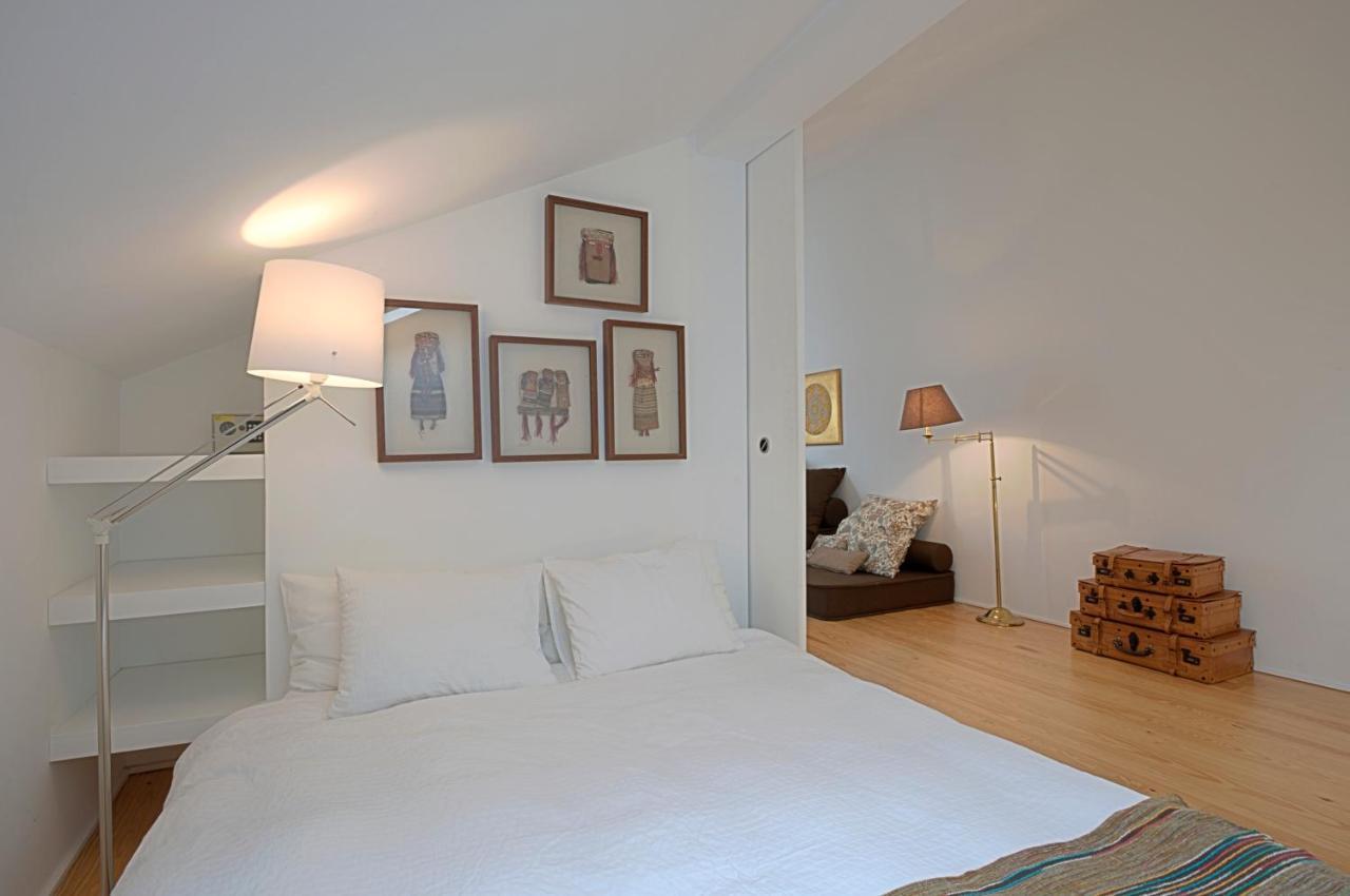 Portas Do Castelo Apartments Lisbon Luaran gambar