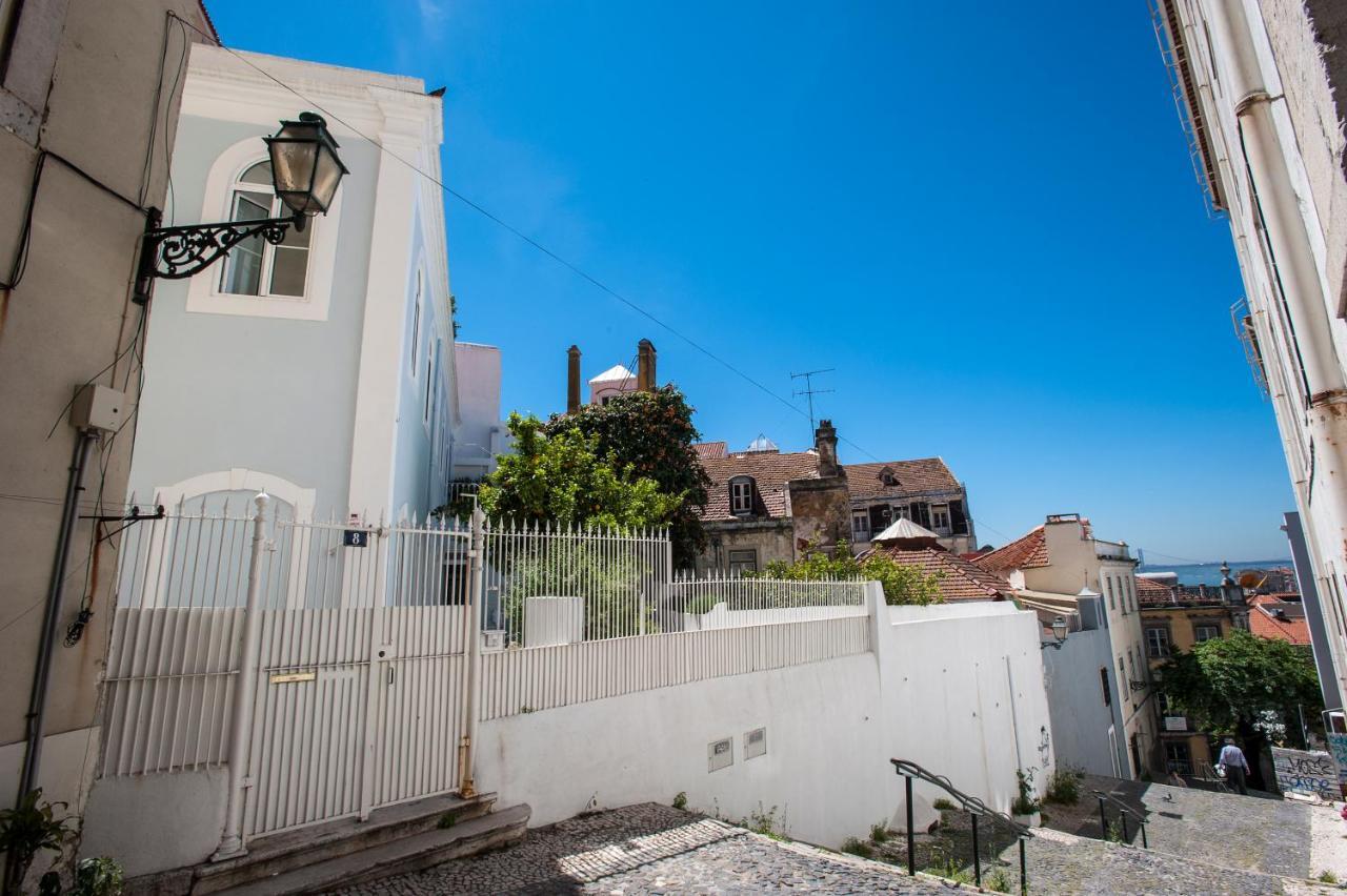 Portas Do Castelo Apartments Lisbon Luaran gambar