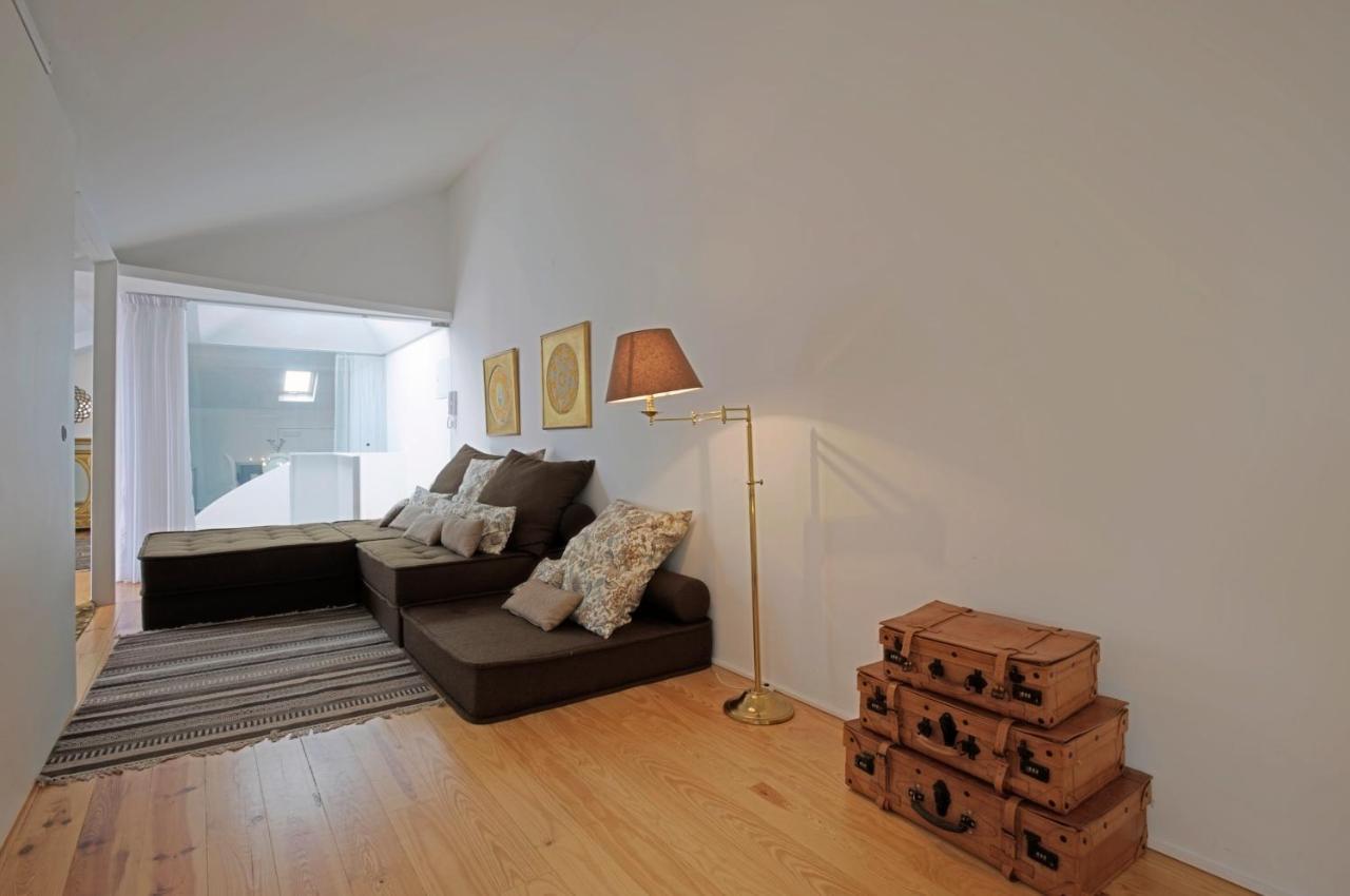 Portas Do Castelo Apartments Lisbon Luaran gambar