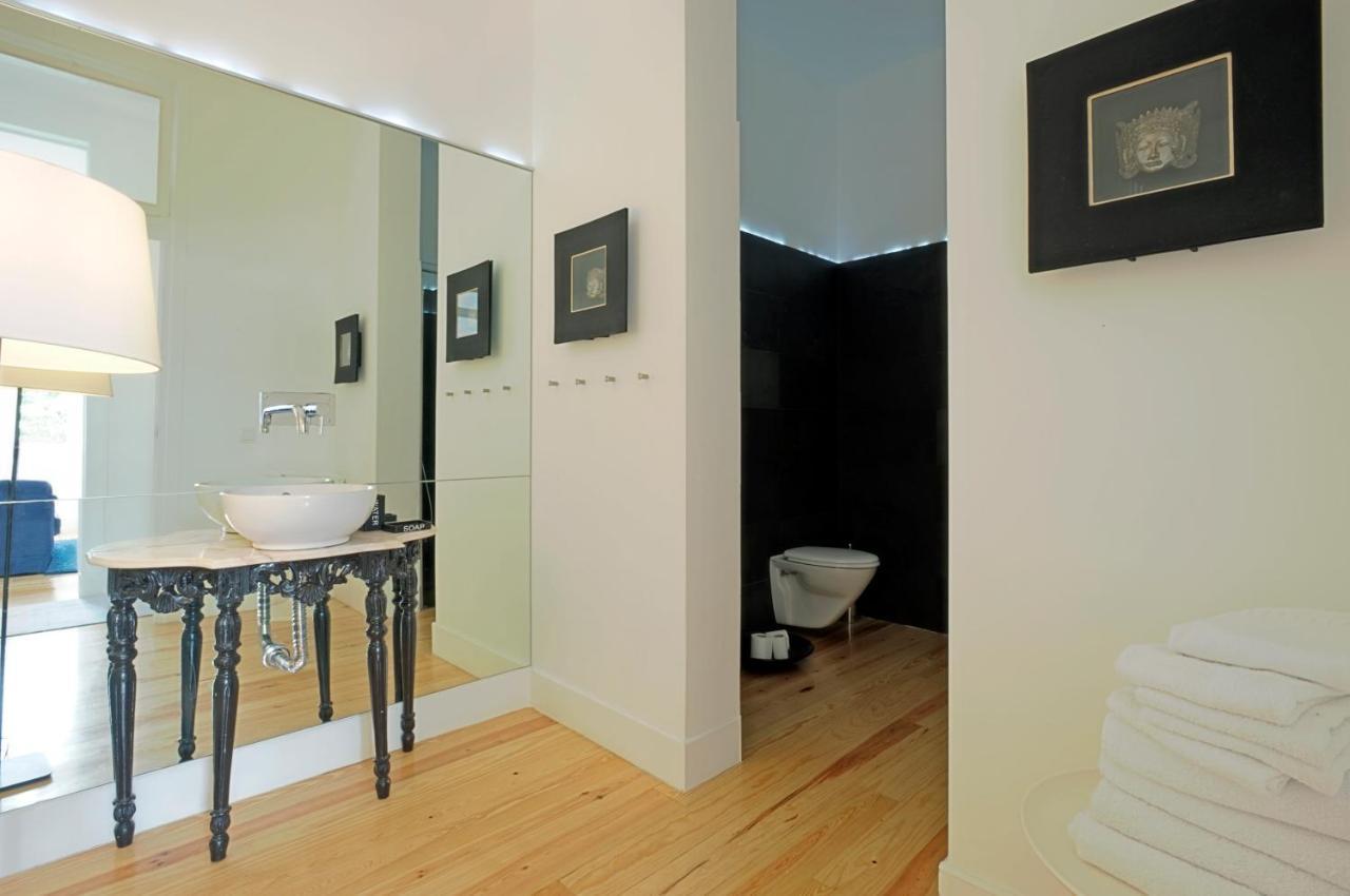 Portas Do Castelo Apartments Lisbon Luaran gambar