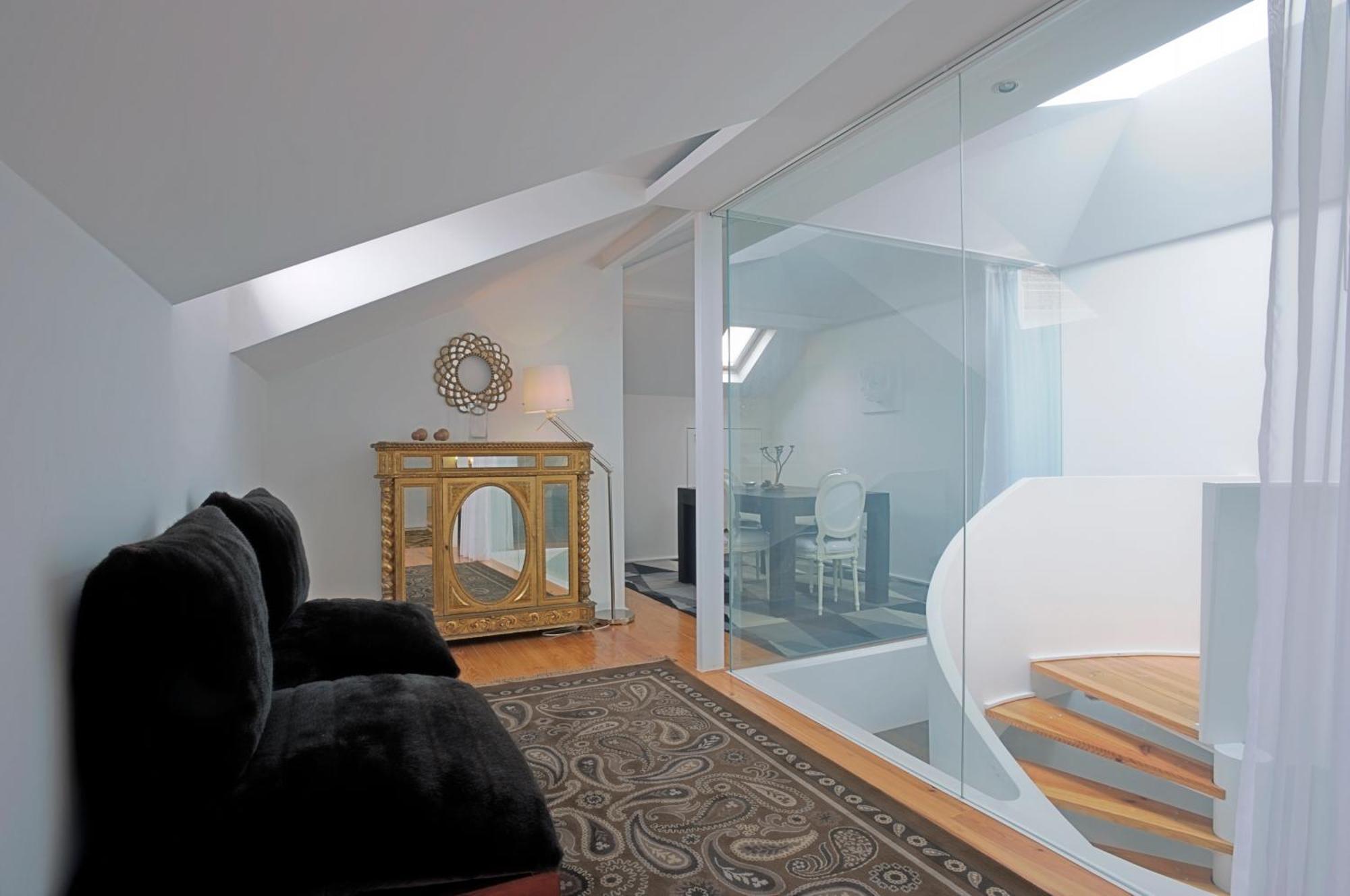 Portas Do Castelo Apartments Lisbon Bilik gambar