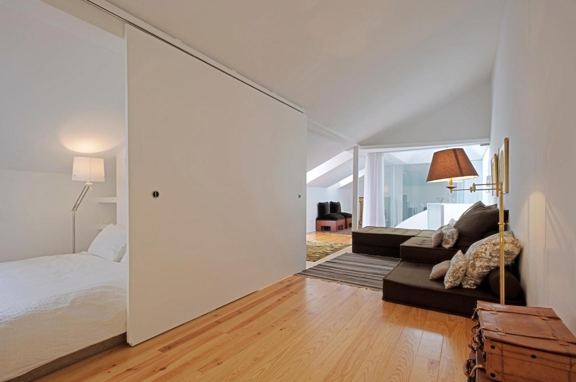 Portas Do Castelo Apartments Lisbon Bilik gambar