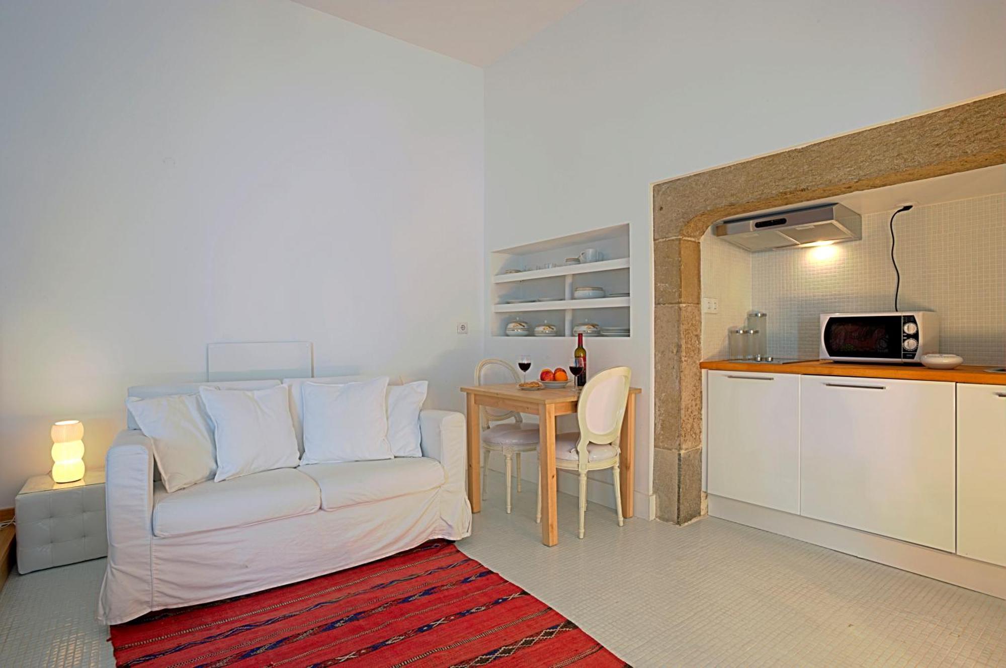 Portas Do Castelo Apartments Lisbon Bilik gambar