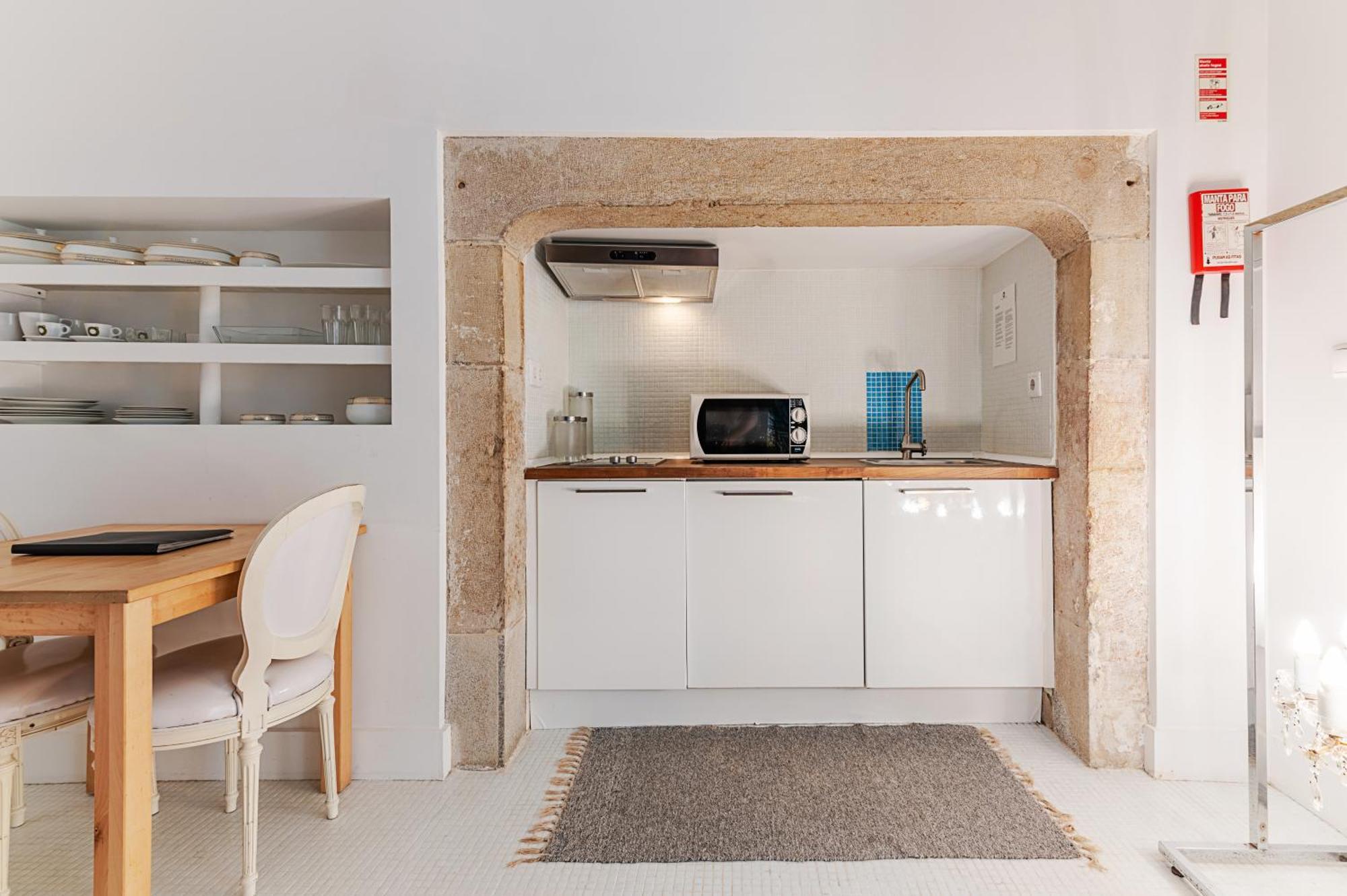 Portas Do Castelo Apartments Lisbon Luaran gambar